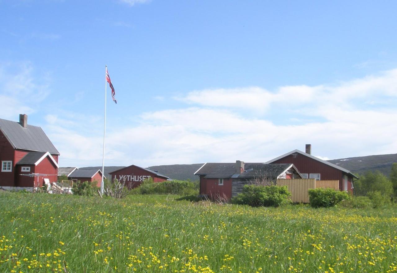 Varanger Kite Camp Austertana المظهر الخارجي الصورة